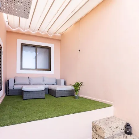 Apartment Romantic Retreat In Prime Position Acantilado de los Gigantes